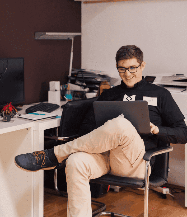 csaba-balazs-q9URsedw330-unsplash 1