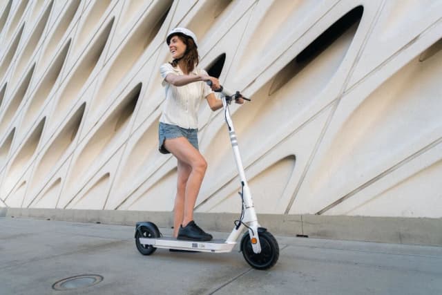 OKAI NEON II Electric Scooter – Back-to-School Special